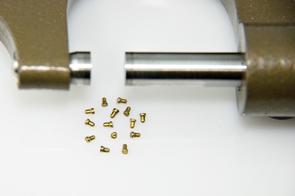 Pogo pin 提高精密零件加工效率的方法